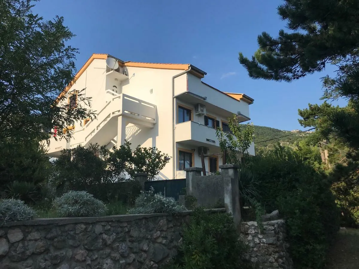 Apartments Lena Baška