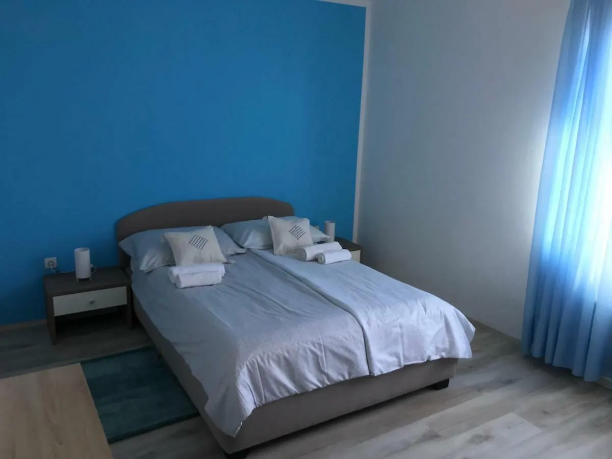 Apartments Lena Baška