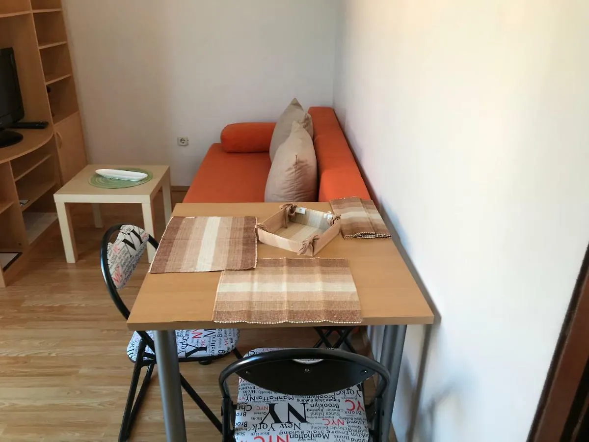 Apartments Lena Baska   Baska (Krk)