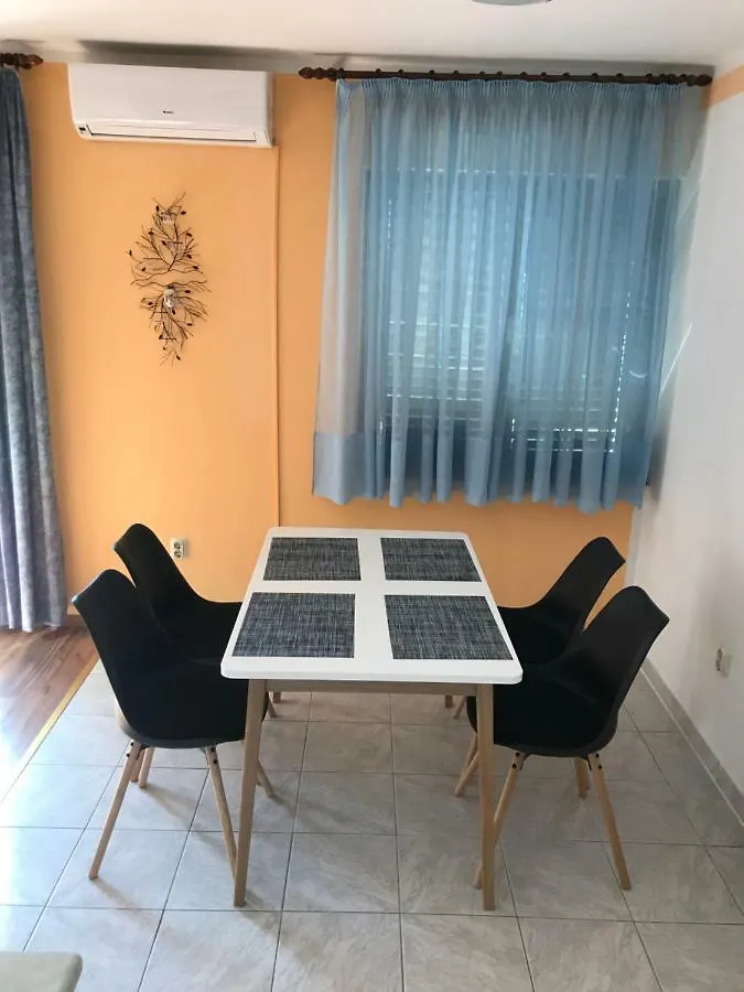 Apartments Lena Baska  Croatia